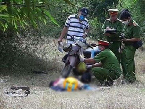 Nóng: Thi thể nữ lõa thể ở bìa rừng huyện Thuận Nam-Ninh Thuận