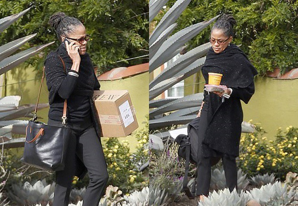 Người dùng mạng phẫn nộ khi bà bầu Meghan mải mê tiệc tùng cùng nhóm bạn ngôi sao, bỏ quên mẹ đẻ lẻ loi như thế này đây-4