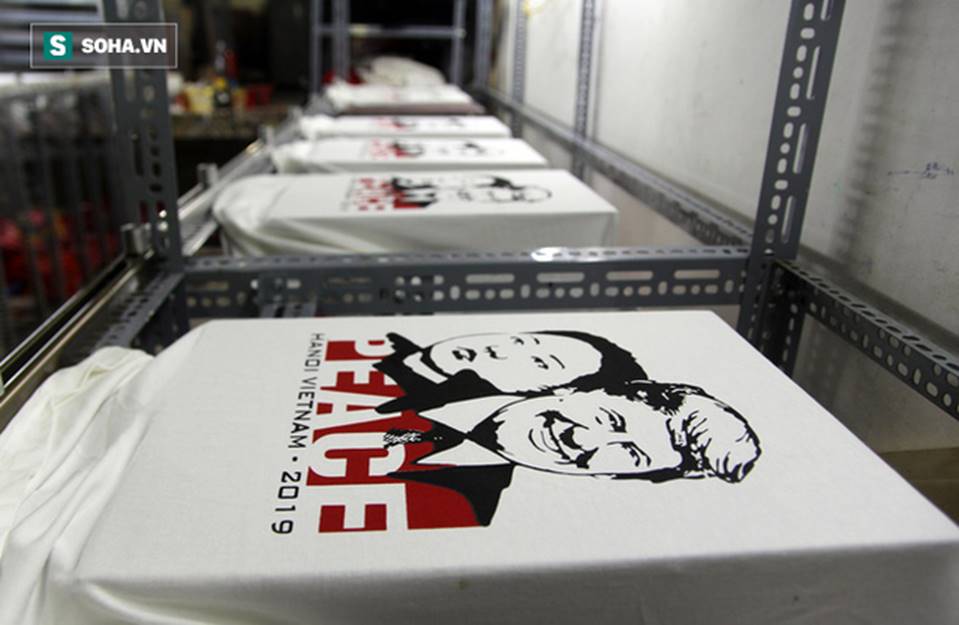Kiếm chục triệu mỗi ngày nhờ bán áo in hình Donald Trump - Kim Jong Un-13
