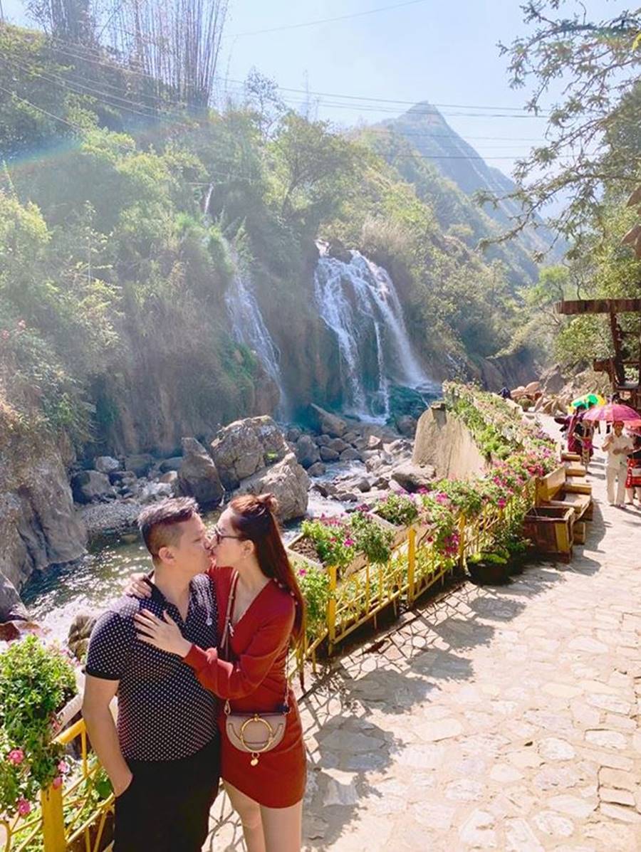 Hoa hậu Tiểu Vy, Á hậu Phương Nga đốn tim fans với váy áo lộng lẫy-13