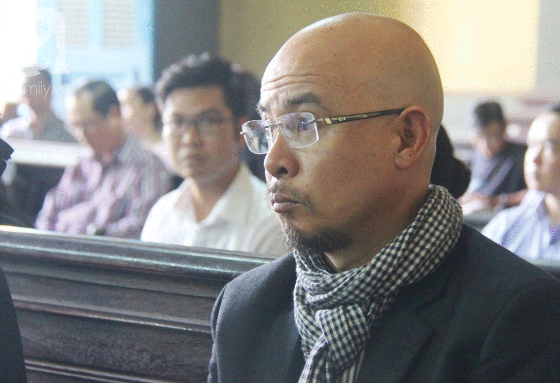 Cảm xúc trái ngược của bà Lê Hoàng Diệp Thảo và ông Đặng Lê Nguyên Vũ trong suốt 2 ngày xử ly hôn, phân chia tài sản-2