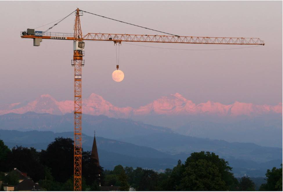 Những khoảnh khắc trùng hợp bất ngờ ngàn năm mới có một, phải may mắn hơn cả trúng số độc đắc bạn mới có thể chụp lại được-21