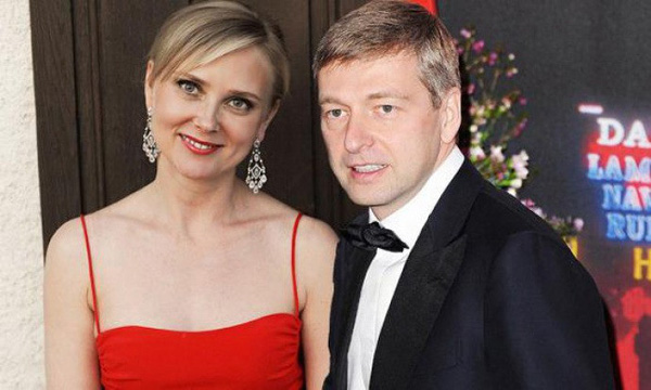 Sở hữu tài sản khổng lồ, tỷ phú người Nga cũng không giữ nổi cuộc hôn nhân hơn 2 thập kỷ, 6 năm tranh giành tiền bạc với vợ cũ-3