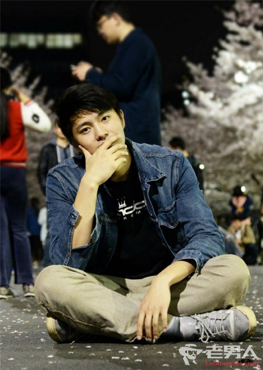 Xuất hiện nam thần toán học cao 1m96 trong chương trình Bộ não siêu việt khiến chị em thần hồn điên đảo-12