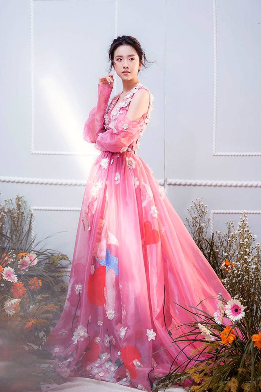 Á hậu Thuý An tái xuất xinh đẹp, hé lộ kế hoạch thi sắc đẹp quốc tế-6