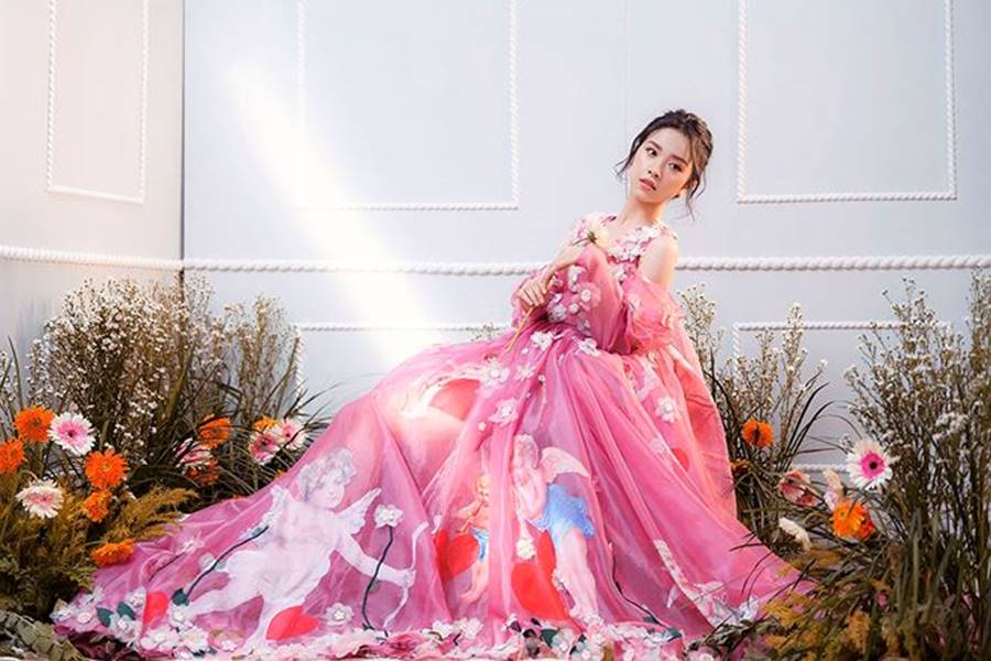 Á hậu Thuý An tái xuất xinh đẹp, hé lộ kế hoạch thi sắc đẹp quốc tế-8