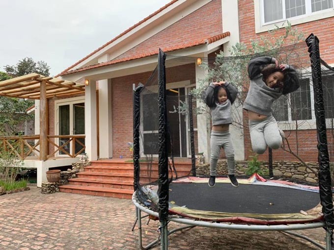 Cơ ngơi hoành tráng với nhà vườn rộng rãi của diễn viên Hồng Đăng-4