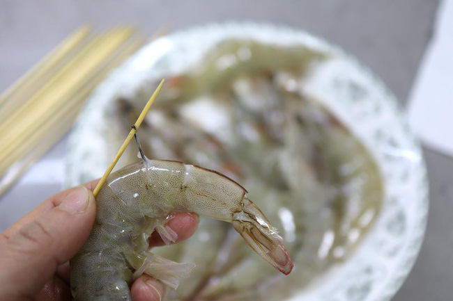 Đây chính là cách chế biến món tôm khiến gia đình tôi từ già đến trẻ, từ lớn đến bé đều mê-1