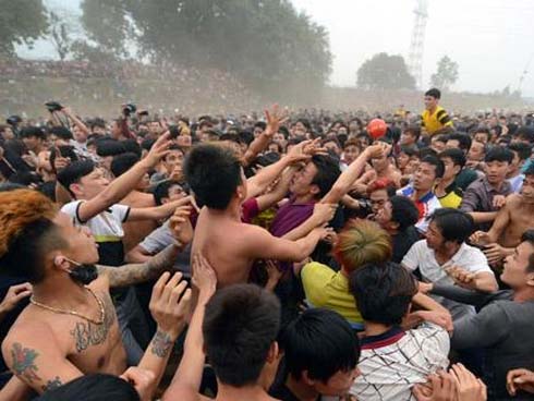 Cảnh tượng rùng mình ở nhà người phụ nữ 2 lần mang thai không do quan hệ vợ chồng-5