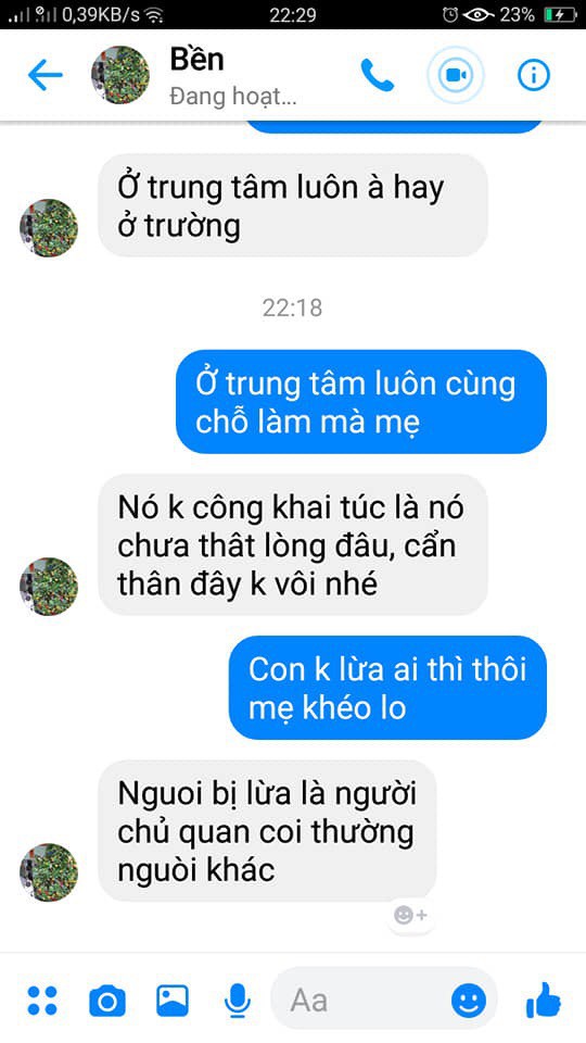 Cô gái chụp ảnh cùng đồng nghiệp, vờ khoe có người yêu, phản ứng của mẹ xuất sắc nhất!-3