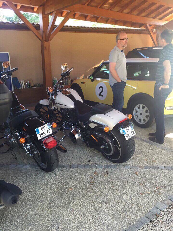 Nữ đại gia đất Cảng tặng chồng Harley-Davidson gần 1 tỷ-8