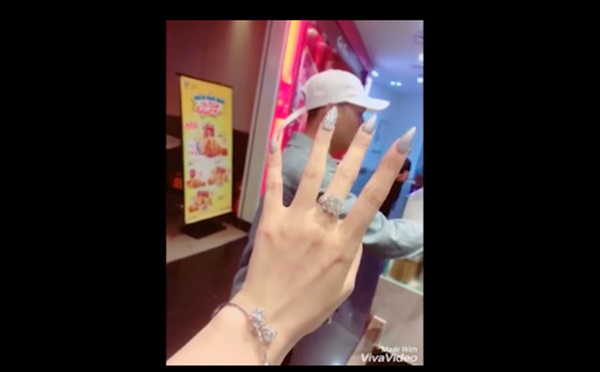 Kỳ kèo mặc cả tiền trợ cấp cho con từ 5 triệu xuống 3 triệu nhưng Lâm Vinh Hải lại hào phóng tặng Linh Chi nhà tiền tỷ, kim cương trăm triệu-6