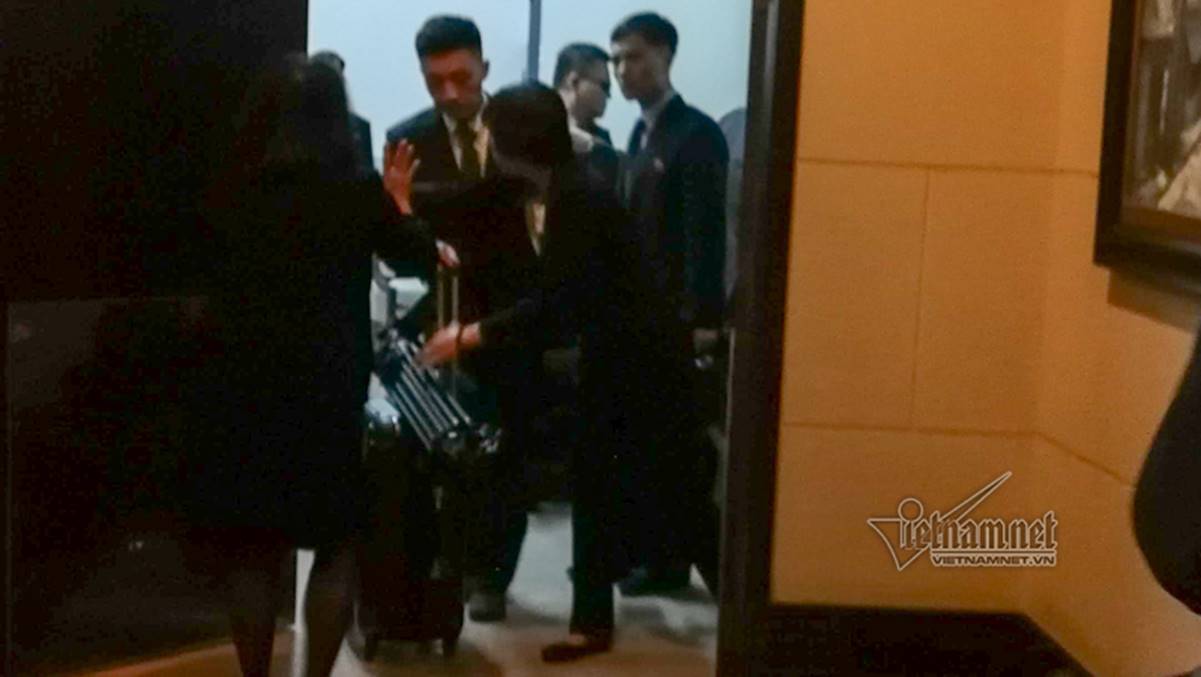 Đoàn tiền trạm Triều Tiên về khách sạn ở Hà Nội-8