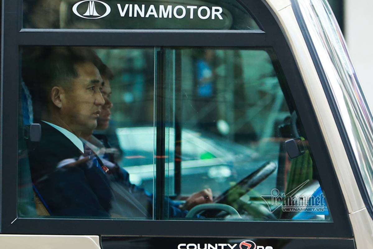 Đoàn tiền trạm Triều Tiên về khách sạn ở Hà Nội-6