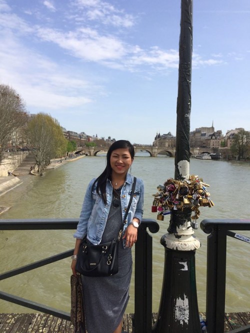 Thay đổi ngỡ ngàng của cô bé Hmông nói tiếng Anh như gió sau 14 năm gặp lại-7