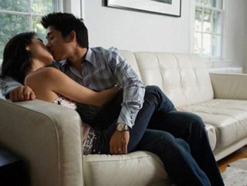 Vợ chết lặng nghe chồng ngon ngọt 'dỗ' cho cưới thêm ... ô sin trẻ