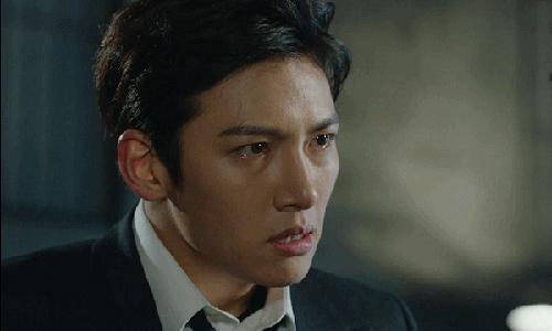 Đưa bồ đi phá thai, tôi hoảng hồn thấy người đó bước vào-1