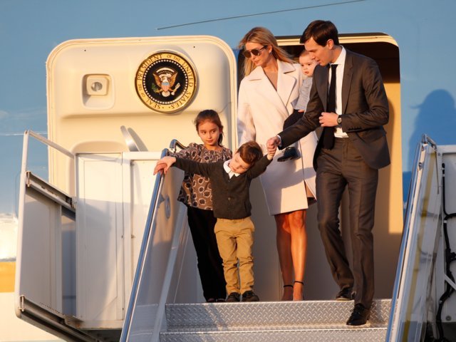 Tỷ phú, hoàng gia đang cho con cái học môn gì?-3