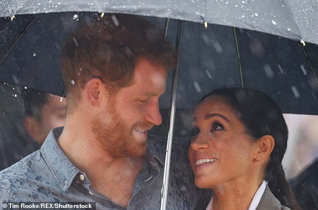 Trước sự ngạo mạn và hiếu thắng của Meghan đã đến lúc Hoàng tử Harry cần cất lên tiếng nói của một người chồng trong gia đình-3
