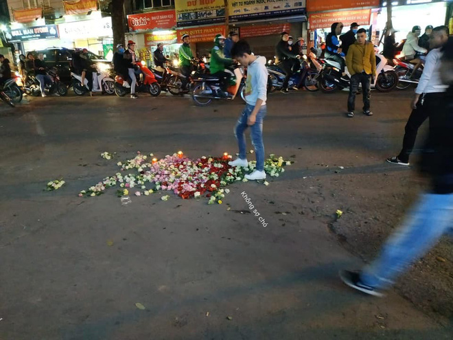 Dùng cả nến và hoa để tỏ tình nhưng bị từ chối, chàng trai kéo cô gái quát: Em nghĩ em trốn được anh á?-2