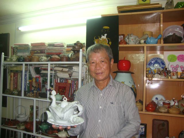 Bộ sưu tập ấm trà độc nhất vô nhị ở VN, có chiếc nhỏ xíu mà giá cả trăm triệu-7