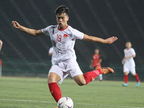 Cầu thủ đẹp trai nhất V.League bị bắt vì quấy rồi tình dục-3