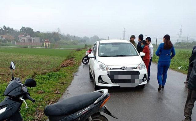 Nữ tài xế taxi bị người tình chặn đường đâm tử vong được nhận xét là hiền lành, xinh đẹp-1
