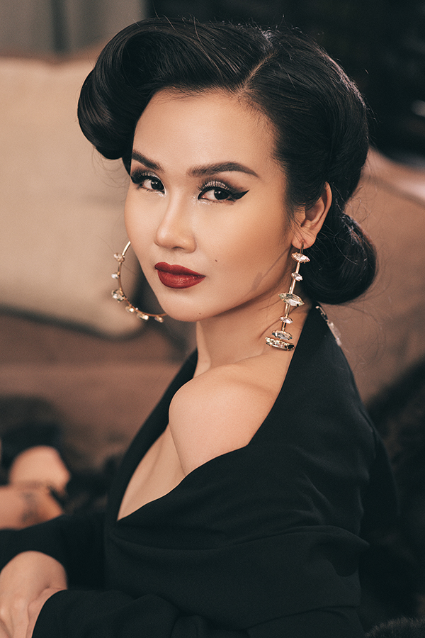 Nhan sắc cuốn hút của Võ Hạ Trâm sau khi kết hôn cùng ông xã Ấn Độ-10