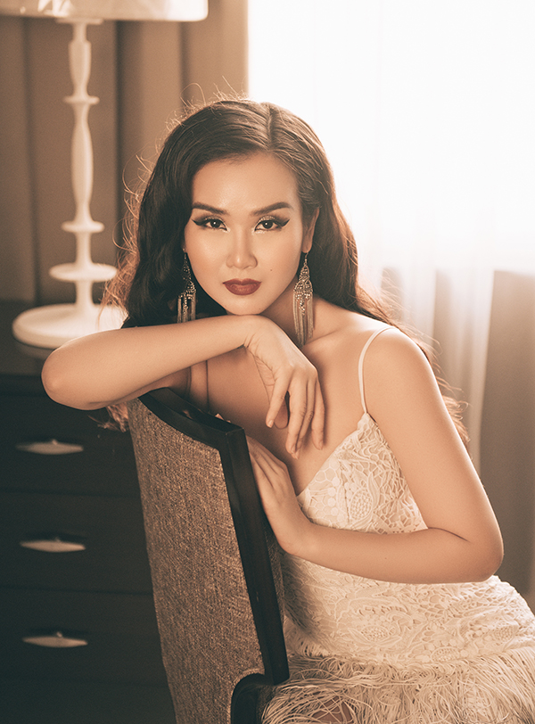 Nhan sắc cuốn hút của Võ Hạ Trâm sau khi kết hôn cùng ông xã Ấn Độ-15