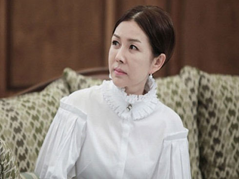 Mượn cớ mời thông gia sang chơi để mắng khéo về dạy lại con, nào ngờ mẹ chồng phải nhận cái kết đắng-4