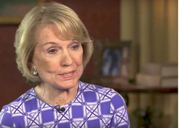 Thuê người trông trẻ, nữ doanh nhân chẳng ngờ cô gái kia vừa con nhà quý tộc, sau này còn trở thành Công nương danh giá nhất nước Anh-2