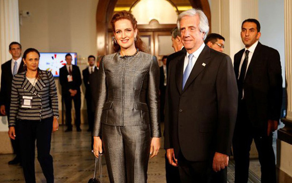 Chuyến công du của Meghan vô tình khiến dư luận chú ý về sự mất tích bí ẩn của Vương phi Ma - rốc xinh đẹp suốt 2 năm qua chưa có lời giải-5