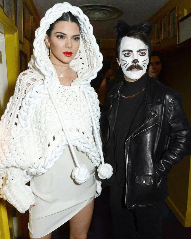Biết là ảnh Photoshop, Internet vẫn ghen tỵ vì anh này được dắt tay Kendall Jenner đi chơi khắp nơi-9