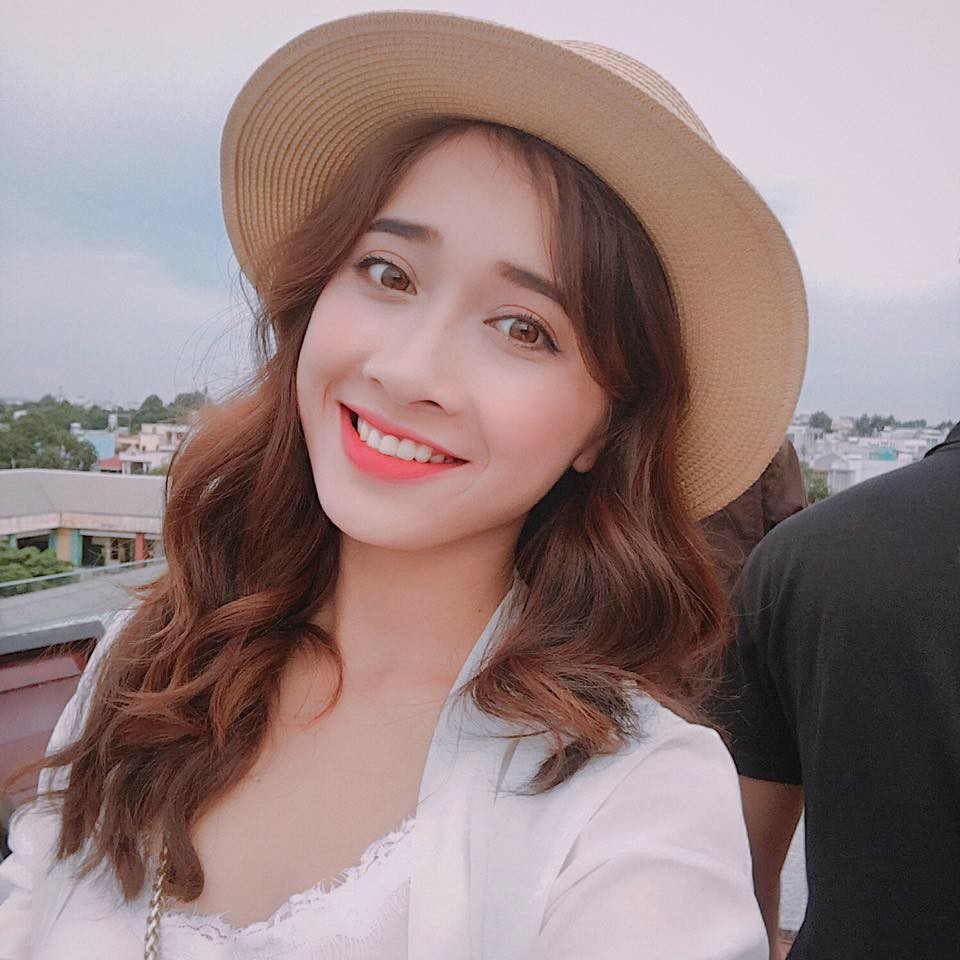 Xinh đẹp, nóng bỏng vượt mặt chị chính là ba cô em gái của Mai Phương Thúy, Nhã Phương, Angela Phương Trinh-9