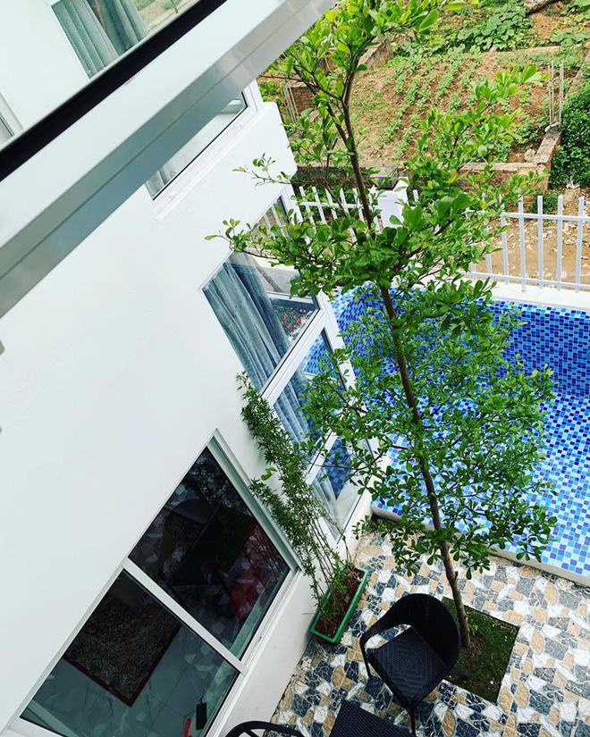 Cận cảnh căn biệt thự sang trọng, hoành tráng của Ngọc Anh và bạn trai kém tuổi-2