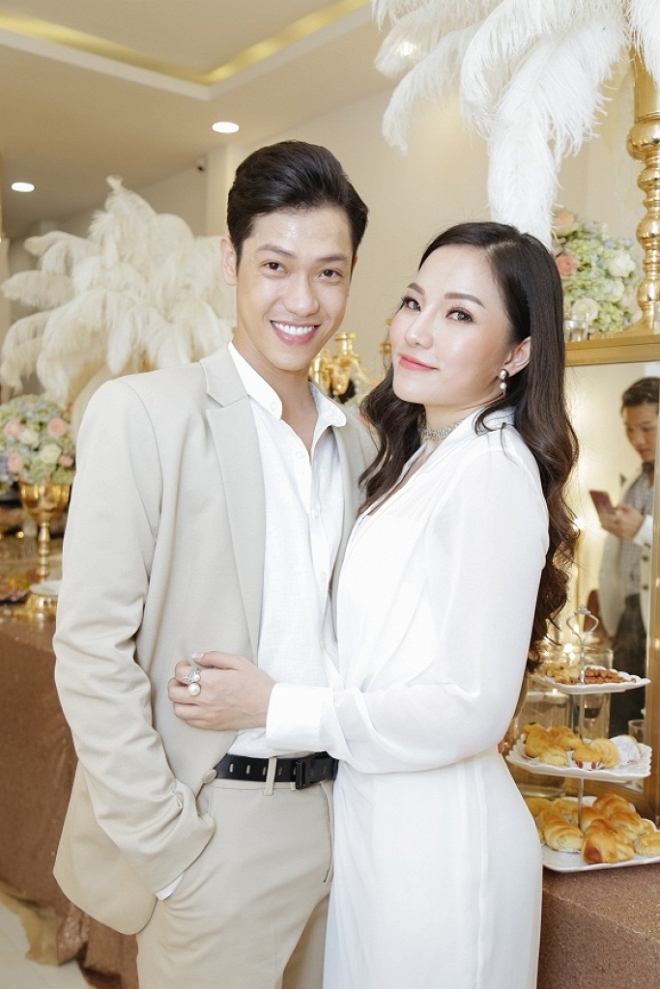 Linh Chi - Lý Phương Châu: Tình chưa biết đầy vơi nhưng bàn cân đã chênh-9