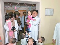 Những tiết lộ hiếm hoi về 3 người con của ông Kim Jong-un và người vợ xinh đẹp