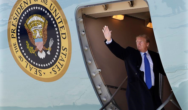 Tổng thống Trump cảm ơn Việt Nam sau khi đặt chân tới Hà Nội-48