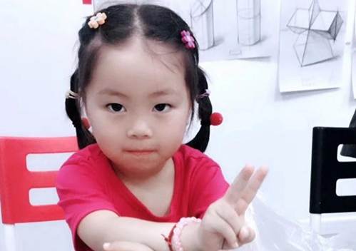 Cho con về quê với ông bà, mẹ trẻ dụi mắt mấy lần không nhận ra con ngày đón lên-1