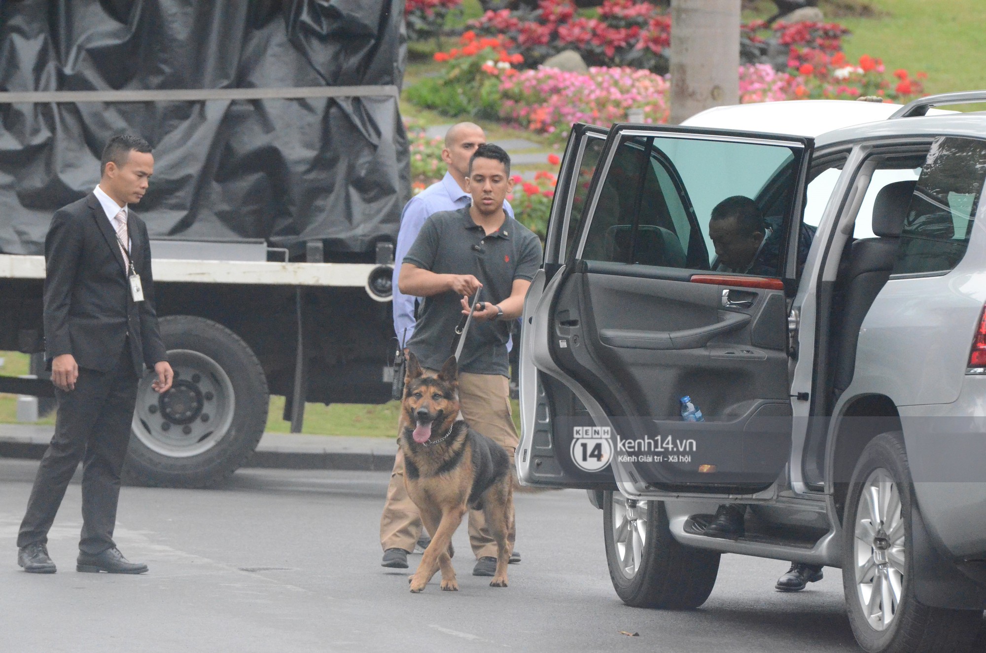 Thủ tướng Nguyễn Xuân Phúc hội kiến Tổng thống Trump-34