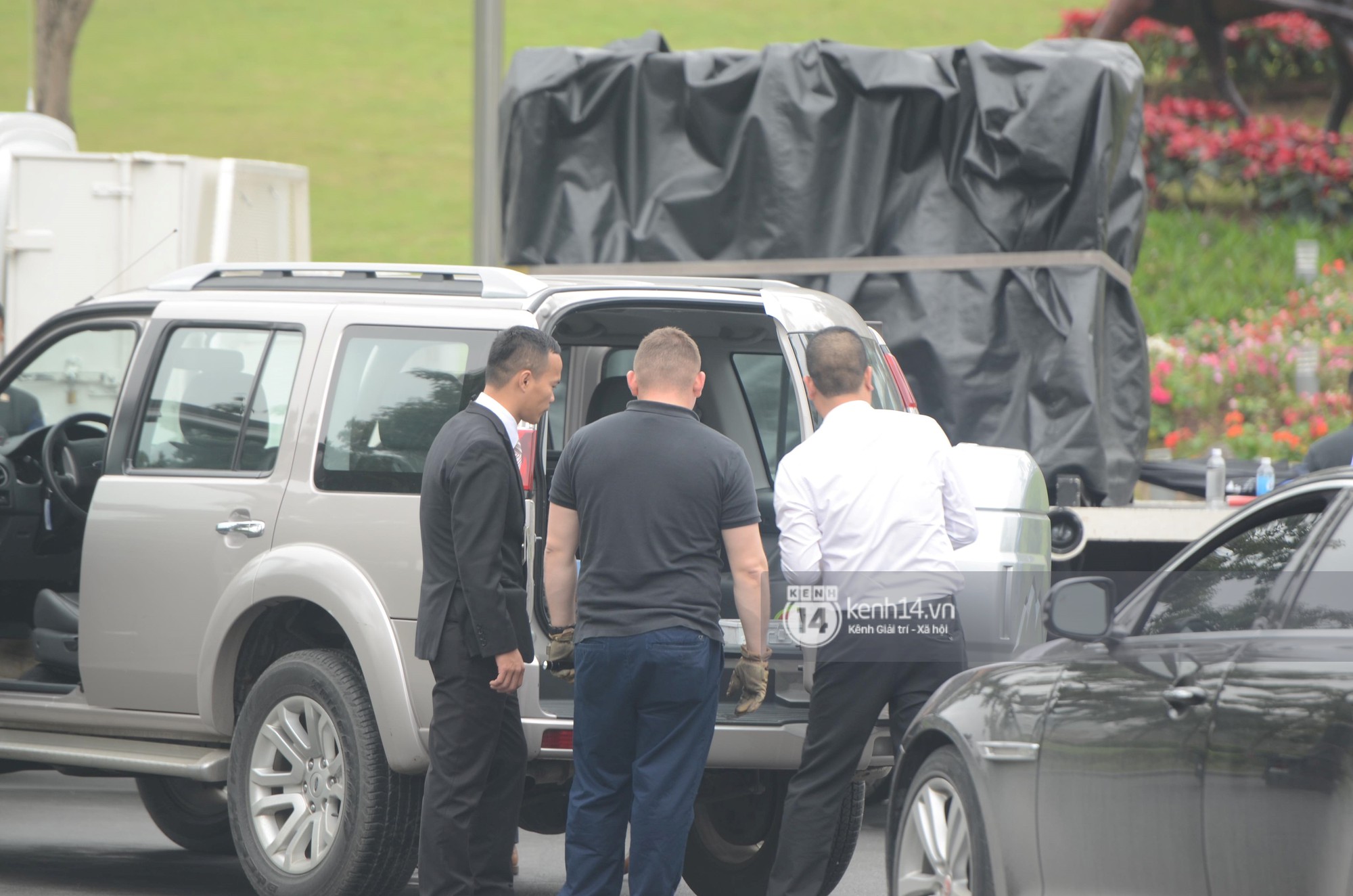 Thủ tướng Nguyễn Xuân Phúc hội kiến Tổng thống Trump-31