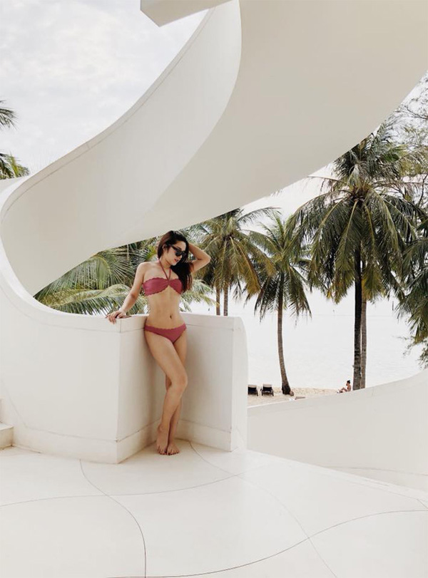 Ảnh đời thường táo bạo của BTV dẫn chương trình thể thao gây sốc-10