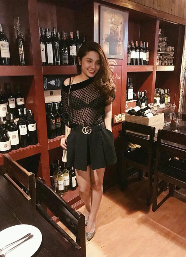 Ảnh đời thường táo bạo của BTV dẫn chương trình thể thao gây sốc-8