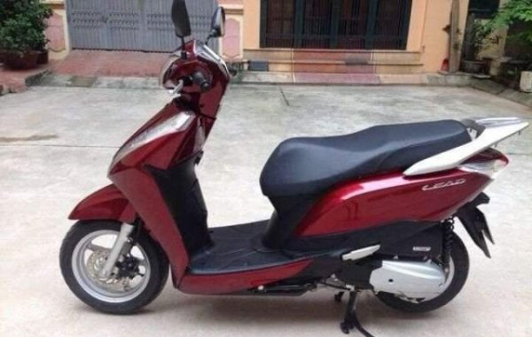 Nữ hiệu trưởng trộm xe máy của giáo viên mang cầm cố lấy tiền tiêu xài-1