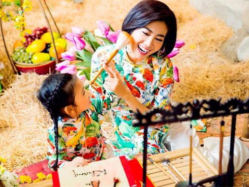 Không cần con gái thành công hay xinh đẹp, điều mà Mai Phương trông đợi ở bé Lavie lại bình dị vô cùng