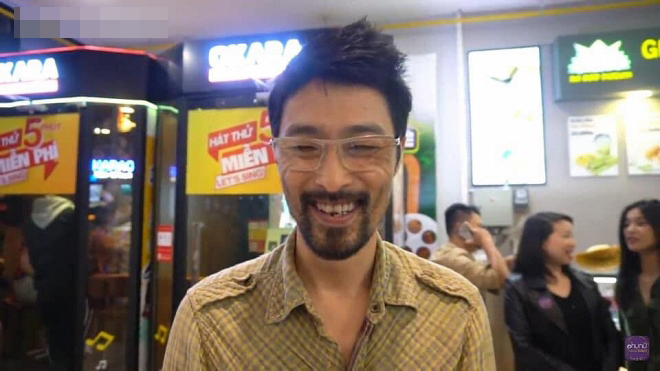 Johnny Trí Nguyễn xuống sắc thảm hại trong khi bạn gái Nhung Kate ngày càng lên hương-2