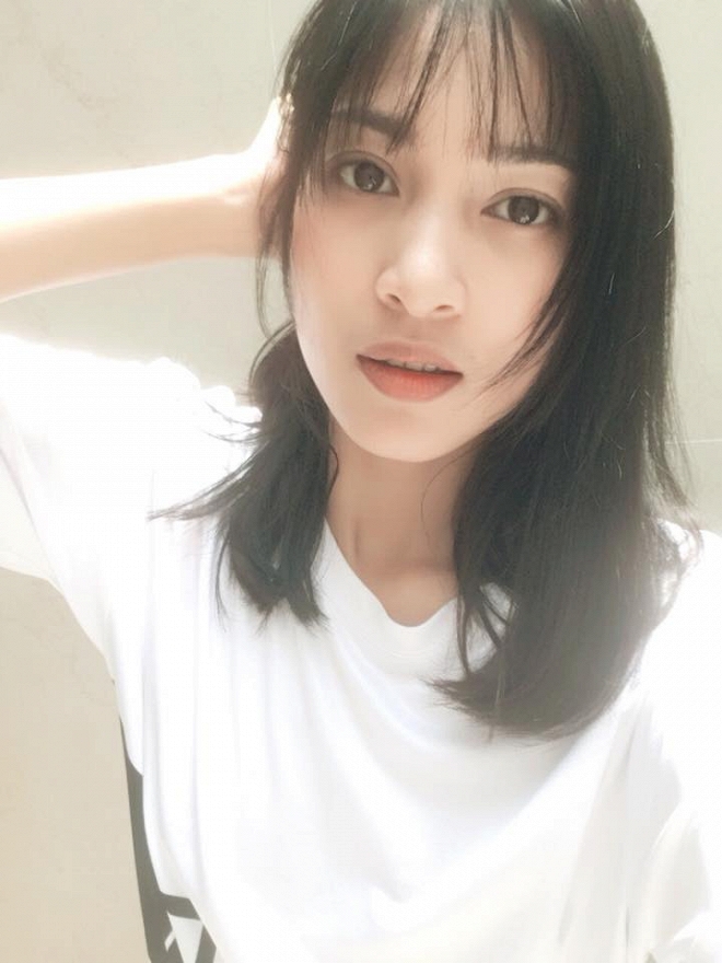 Johnny Trí Nguyễn xuống sắc thảm hại trong khi bạn gái Nhung Kate ngày càng lên hương-8