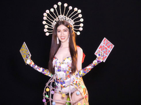 Make up sương sương thì xuất sắc, cứ hễ trang điểm đậm là người đẹp chuyển giới Nhật Hà lại mất điểm trầm trọng-10