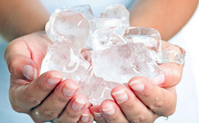 Chỉ cần 1 viên đá lạnh, công việc của các bà nội trợ nhàn gấp 10 lần-4