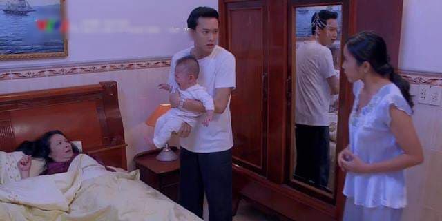 Hành động thản nhiên của mẹ đẻ ngay tại nhà chồng khiến tôi bối rối khó xử-1